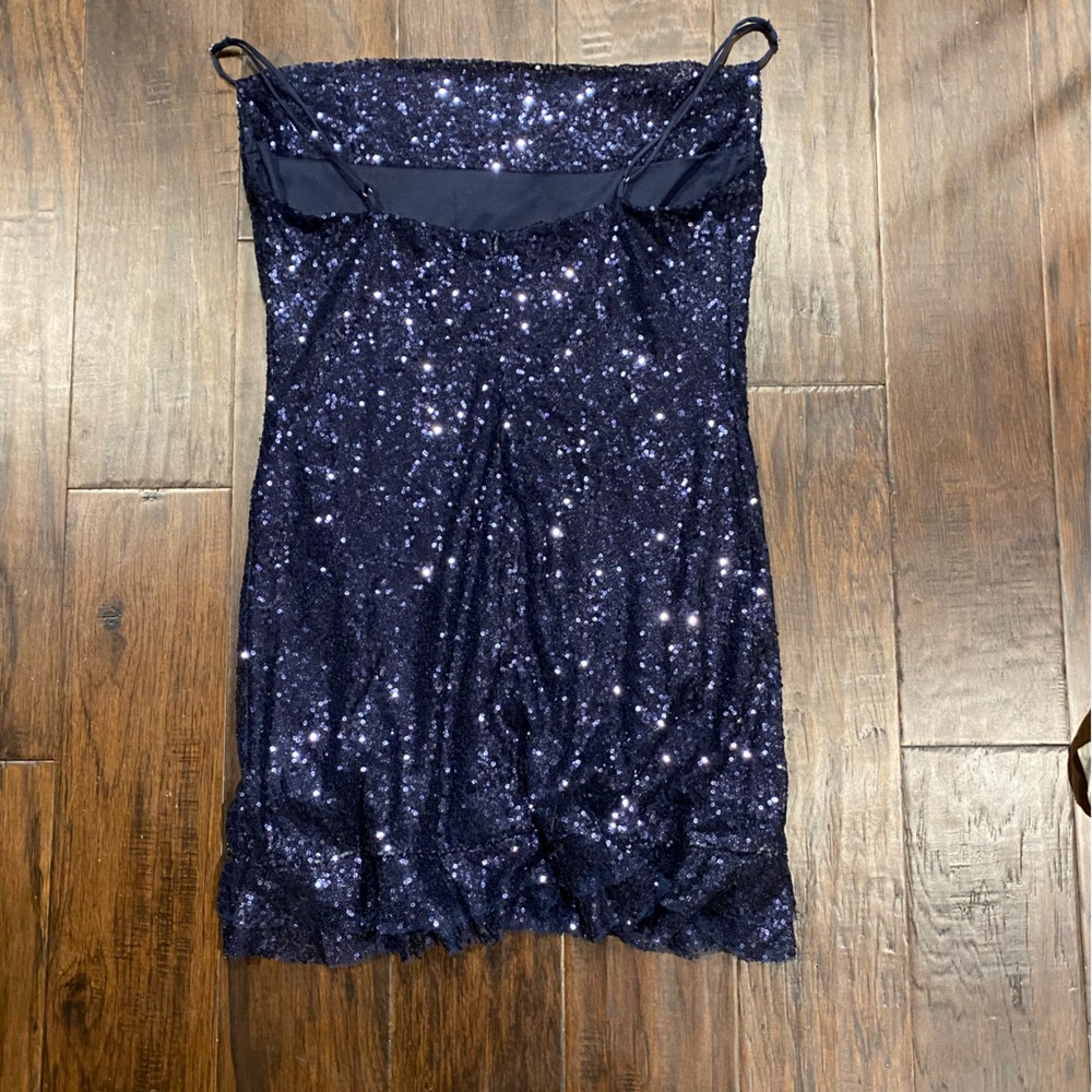 Lucy in the Sky navy mini dress - Picture 2 of 2